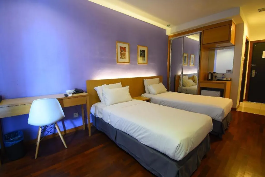 Quayside Hotel Malacca 3*,