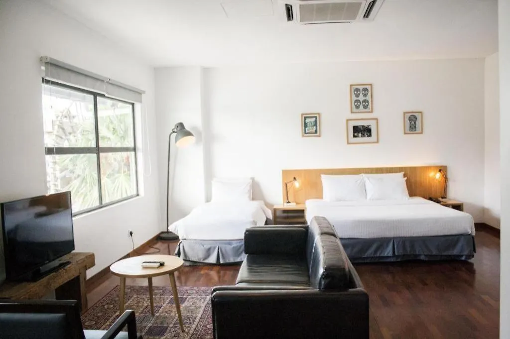 Quayside Hotel Malacca 3*,